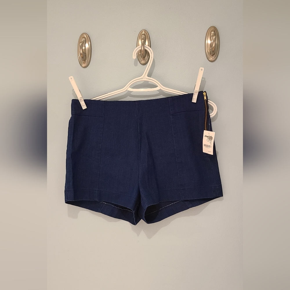 Denim side zipper shorts